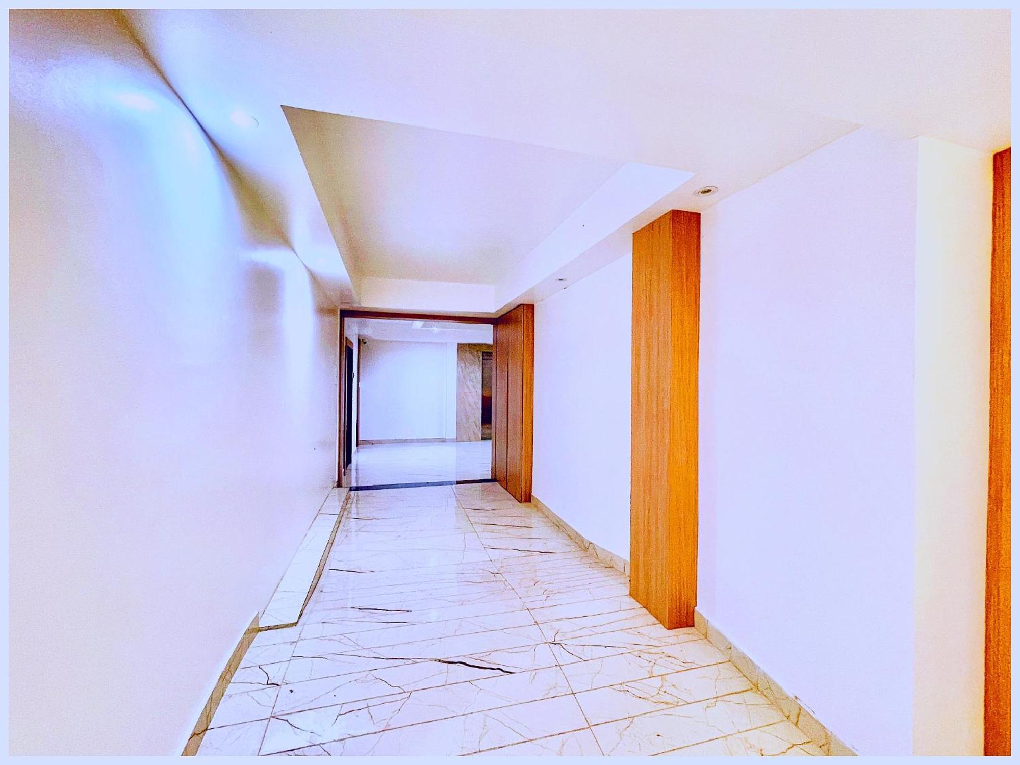 Premium Hotel Ujjain - G A R I M A - Near Mahakal Temple And Rivar - Railway Station - Hygiene & Spacious Room - With Wifi- And Parking Facilities - Best Hotel In Ujjain Extérieur photo