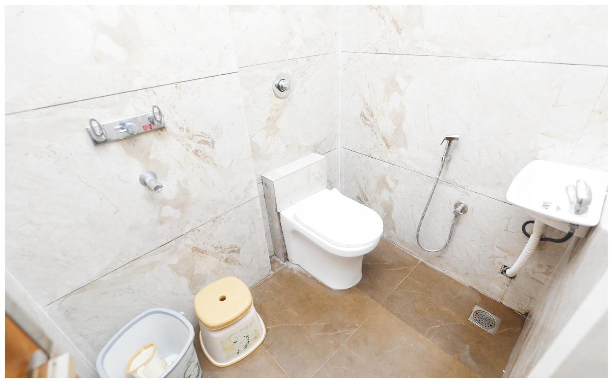 Premium Hotel Ujjain - G A R I M A - Near Mahakal Temple And Rivar - Railway Station - Hygiene & Spacious Room - With Wifi- And Parking Facilities - Best Hotel In Ujjain Extérieur photo